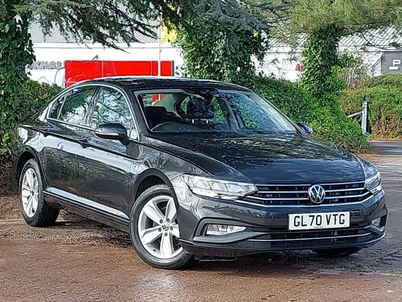 Used VW Passat SE 150 HP (110 kW) 2020 Grey Sedan