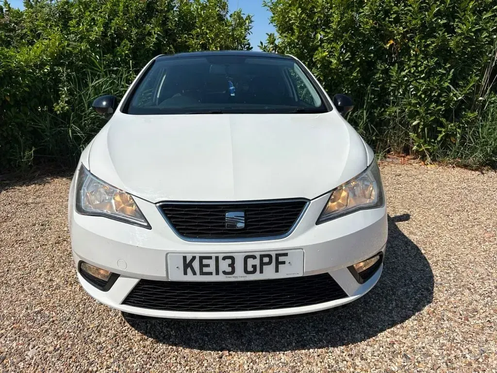 Used Seat Ibiza Sport 85 HP (62 kW) 2013 White Hatchback