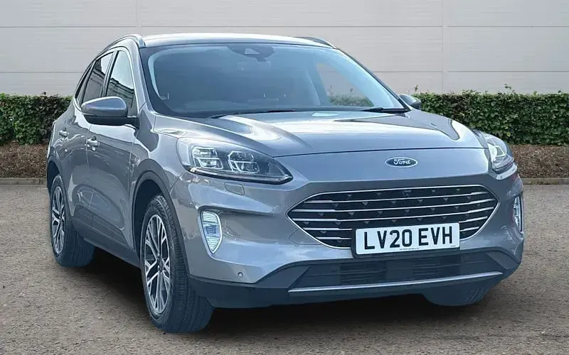 Usado Ford Kuga Titanium 120 HP (88 kW) 2020 SUV