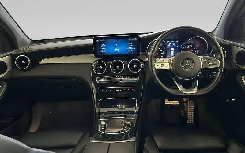 Used Mercedes E300 AMG line 320 HP (235 kW) 2022 Estate