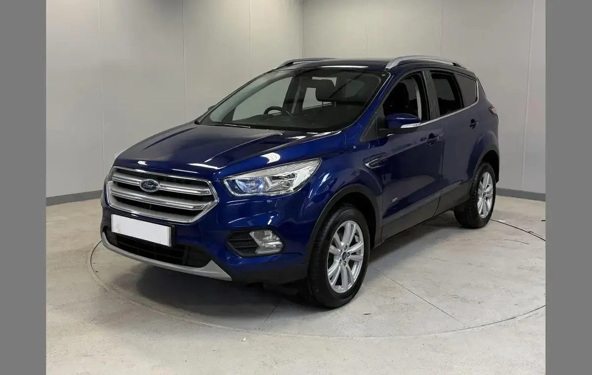 Used Ford Kuga Zetec 147 HP (108 kW) 2017 Blue SUV