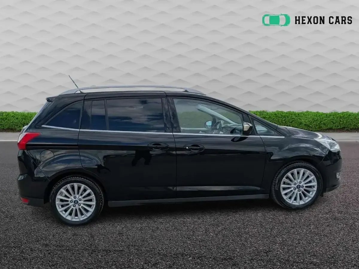 Used Ford Grand C-Max Titanium 120 HP (88 kW) 2016 Black MPV