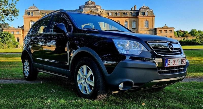 Second-hand Vauxhall Antara drive 150 CP (110 kW) 2008 Negru SUV