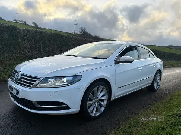 Used VW CC 150 HP (110 kW) 2014 White Sedan