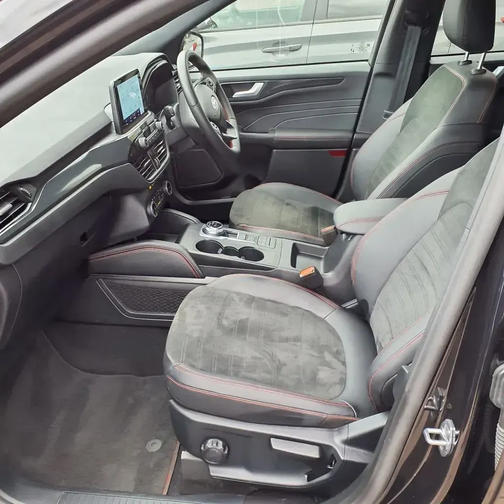 Used Ford Kuga ST-Line 225 HP (165 kW) 2023 Black SUV