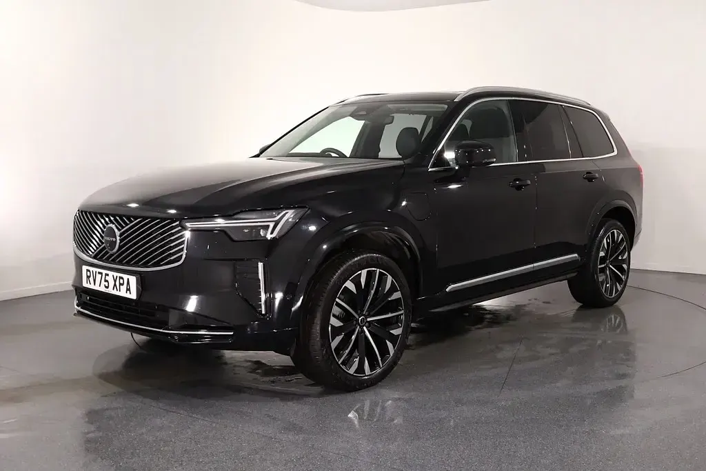 Used Volvo XC90 Ultra 455 HP (334 kW) 2025 Black SUV