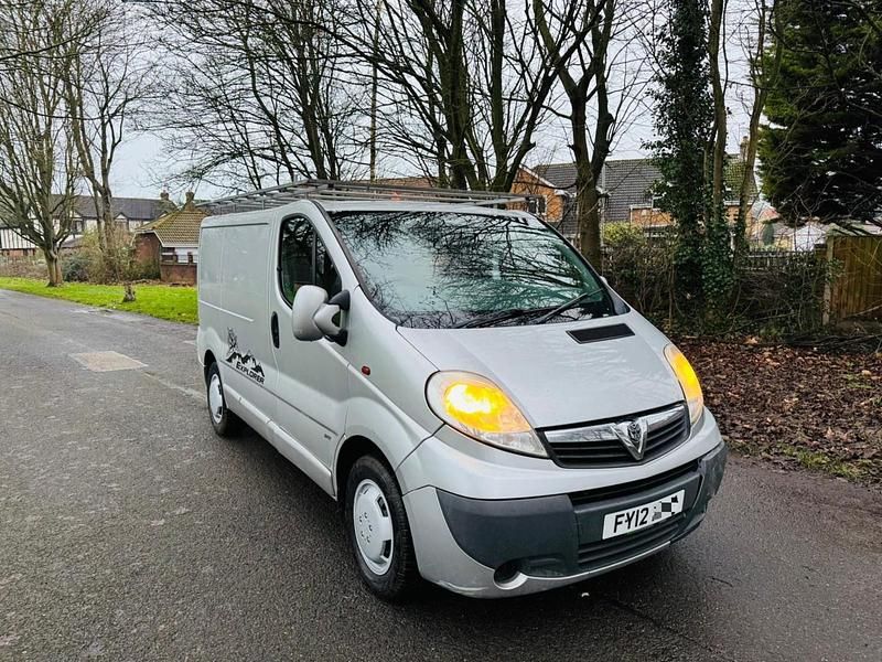 Silver Used 2012 Vauxhall Vivaro Sportive MPV | £1,695 - Image 1/4