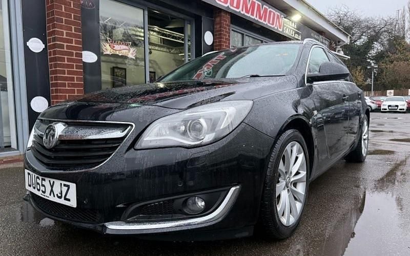 Used Vauxhall Insignia Elite 140 HP (102 kW) 2015 Black Estate