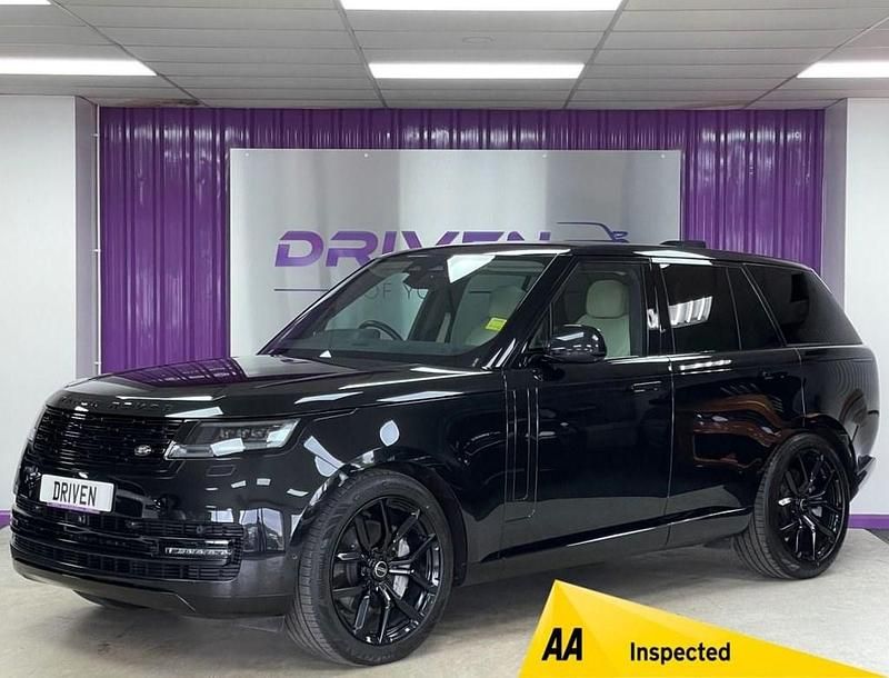Black Used 2022 Land Rover Range Rover SE SUV | £73,500 (Fair price) - Image 1/4