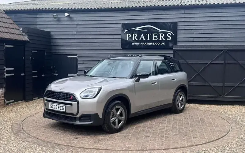 Used Mini Countryman Classic 218 HP (160 kW) 2025 Silver SUV