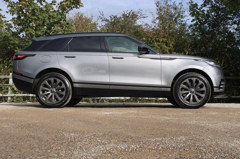 Second-hand Land Rover Range Rover Velar SE Dynamic 404 CP (297 kW) 2023 Gri SUV