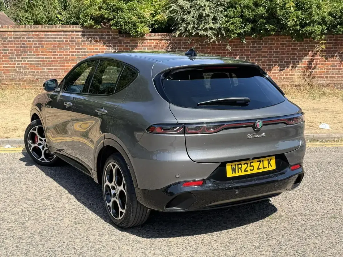 Used Alfa Romeo Tonale Veloce 158 HP (116 kW) 2025 Grey SUV
