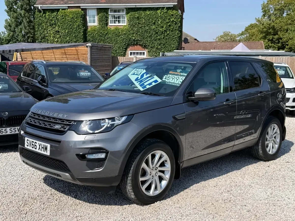 Used Land Rover Discovery Sport SE 180 HP (132 kW) 2016 Grey SUV