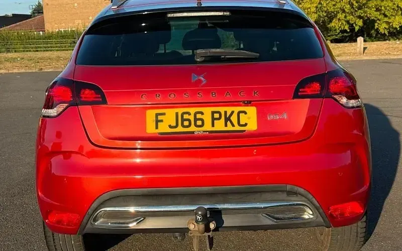 Used DS Automobiles DS4 120 HP (88 kW) 2016 Orange Hatchback