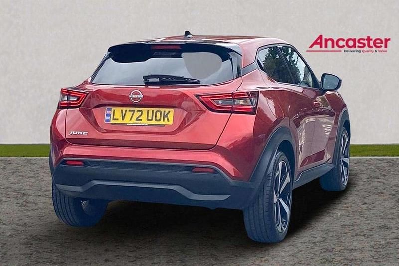 Used Nissan Juke Tekna 114 HP (83 kW) 2022 Red SUV