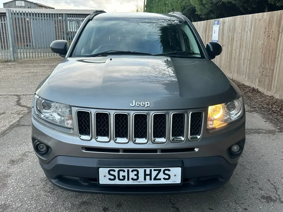 Used Jeep Compass Limited 136 HP (100 kW) 2013 Grey SUV