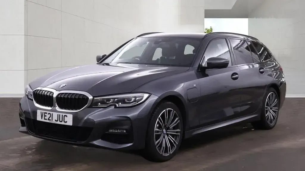 Used BMW 330 M Sport 292 HP (214 kW) 2021 Grey Estate