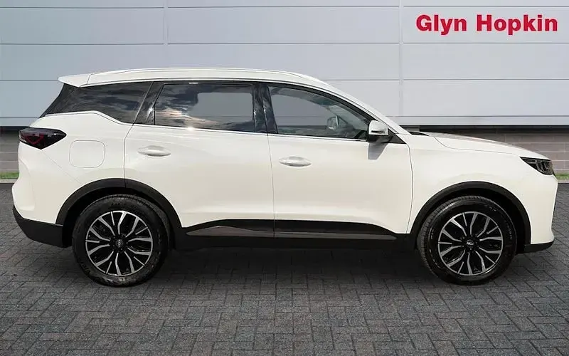 Used Chery Tiggo 7 235 HP (172 kW) 2025 White SUV