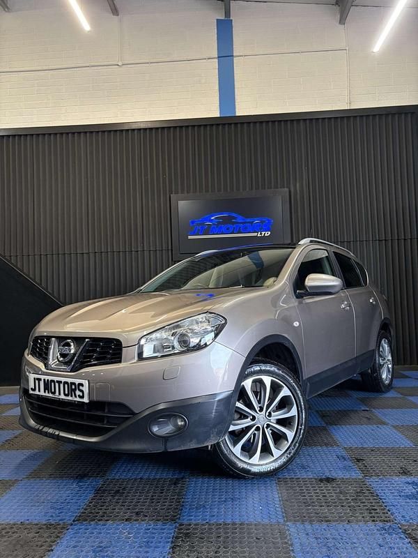 Used Nissan Qashqai Tekna 141 HP (103 kW) 2010 Beige SUV