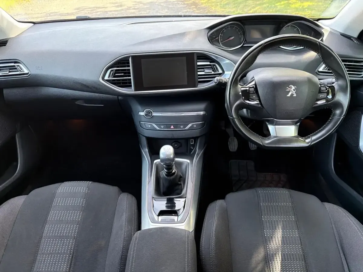 Used Peugeot 308 SW Allure 2016 Blue Estate