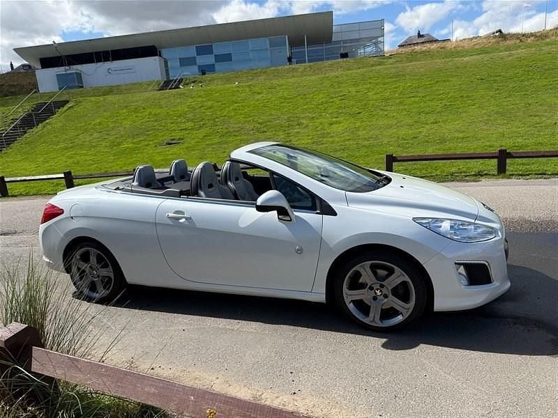 Used Peugeot 308 CC Roland Garros 2012 White Cabriolet