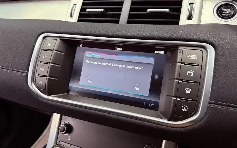 Used Land Rover Range Rover evoque SE 150 HP (110 kW) 2019 Black SUV