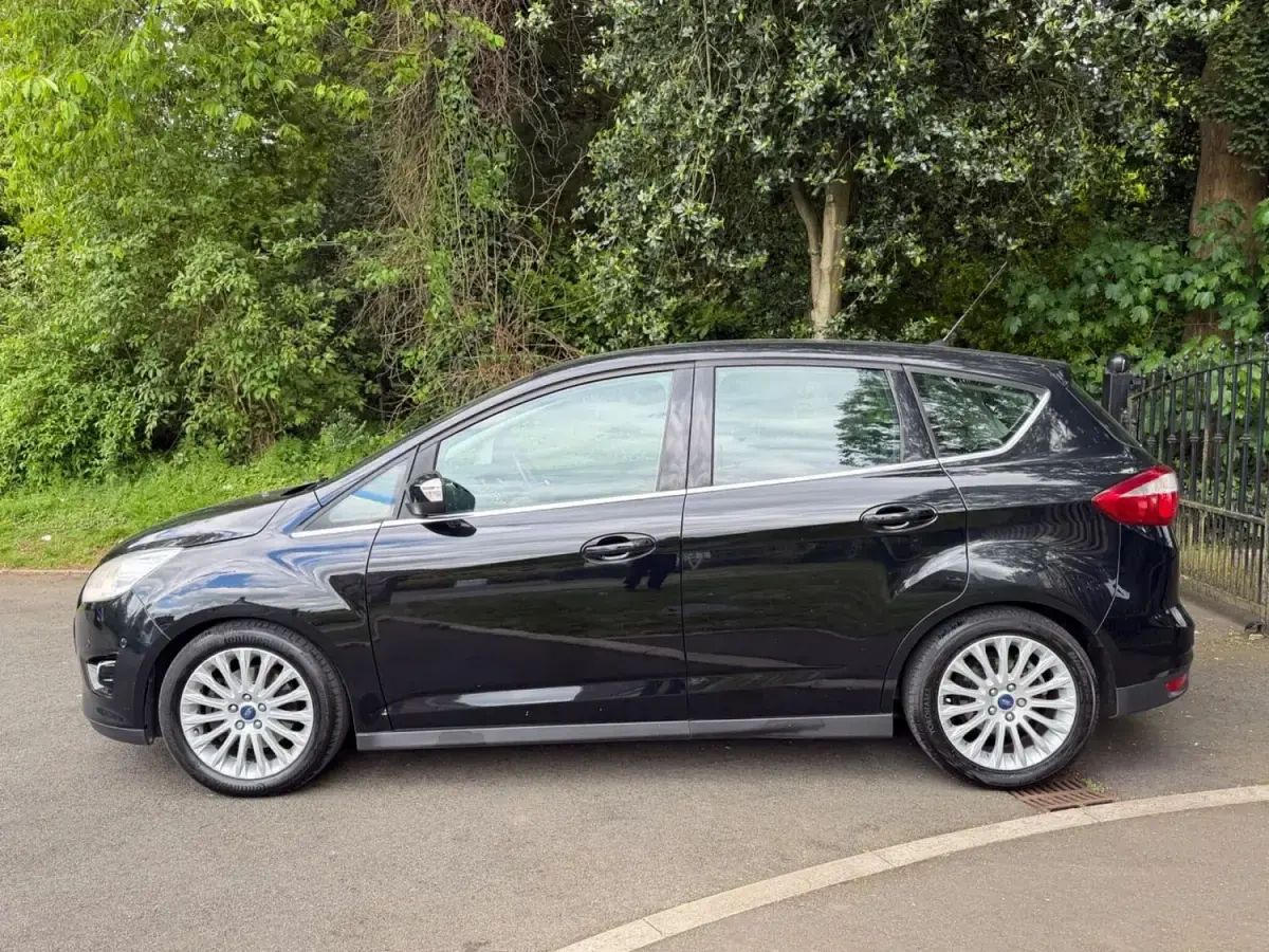 Usado Ford C-MAX Titanium 2013 Preto Monovolume