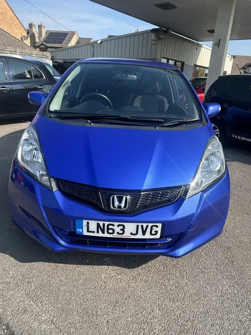 Used Honda Jazz ES 99 HP (72 kW) 2013 Blue Hatchback