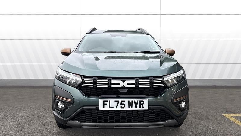 Used Dacia Jogger Extreme 141 HP (103 kW) 2025 Other MPV