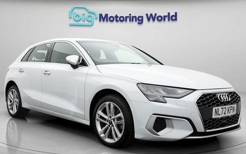 Used Audi A3 Sportback e-tron Sport 204 HP (150 kW) 2025 Hatchback