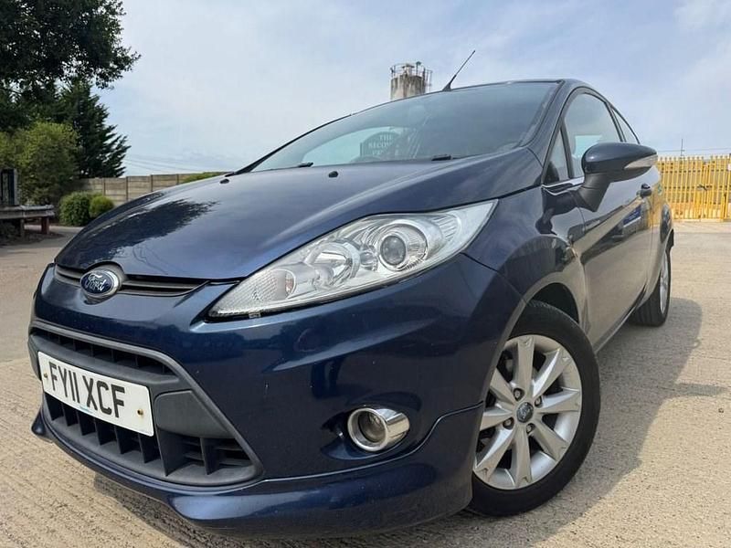 Blue Used 2011 Ford Fiesta Zetec Hatchback | £2,250 (Good price) - Image 1/4