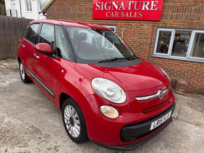 Red Used 2015 Fiat 500L Pop Star MPV | £3,695 (Good price) - Image 1/4