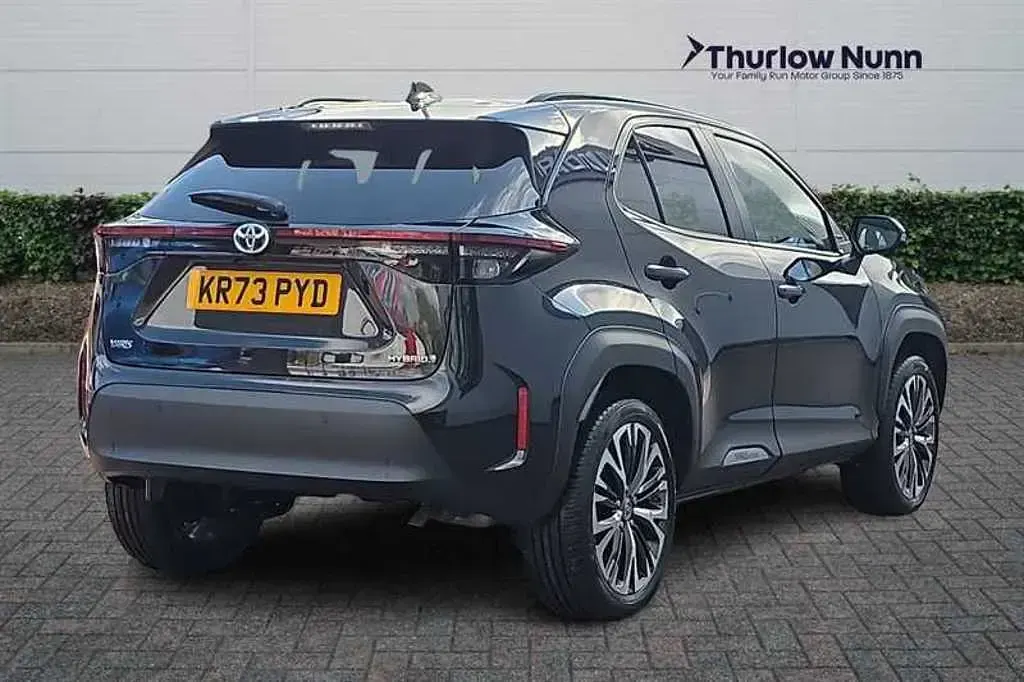Used Toyota Yaris Cross 116 HP (85 kW) 2023 Black SUV