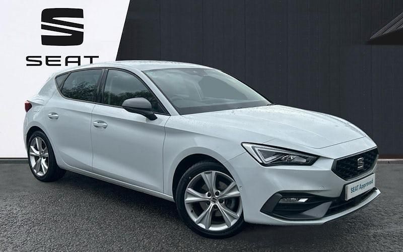 Usado Seat Leon FR 110 HP (80 kW) 2023 Citadino