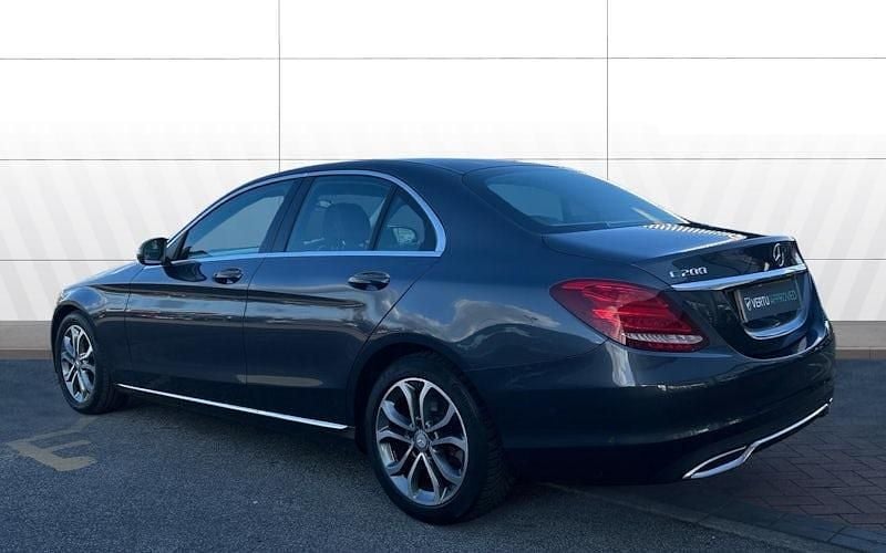 Used Mercedes C200 184 HP (135 kW) 2015 Sedan