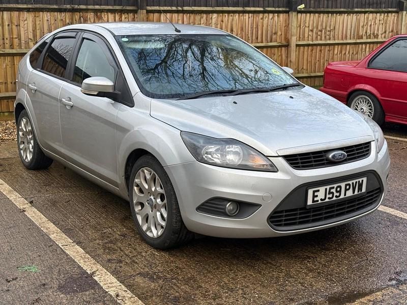 Silver Used 2010 Ford Focus Zetec Hatchback | £2,350 (Fair price) - Image 1/3