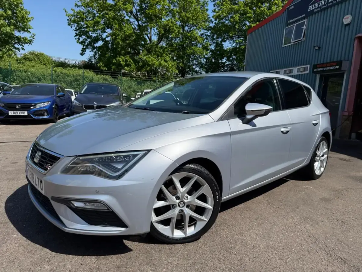 Begagnad Seat Leon FR 2018 Silver Halvkombi