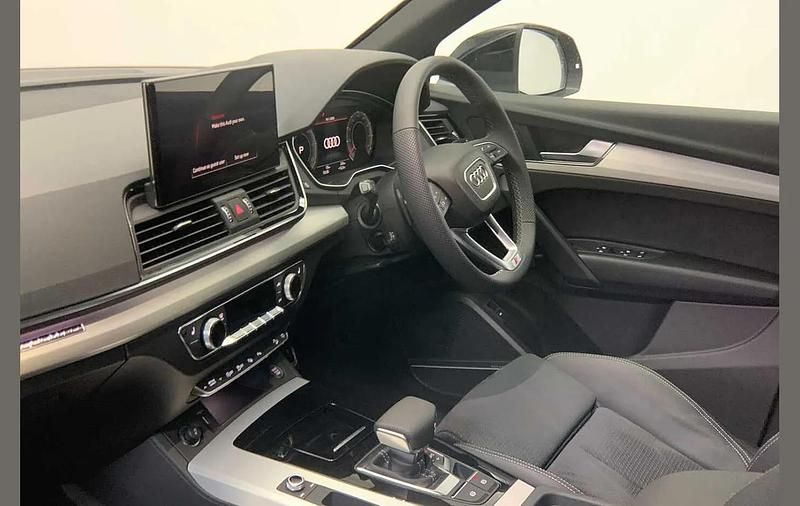 Used Audi Q5 S-Line 201 HP (147 kW) 2025 Black SUV