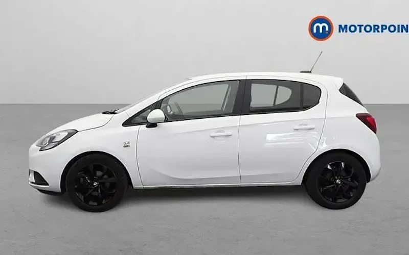 Used Vauxhall Corsa 75 HP (55 kW) 2019 White Hatchback