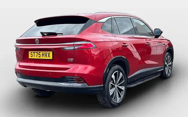 Używany MG HS SE 299 KM (219 kW) 2025 Czerwony SUV