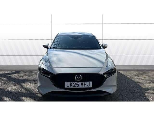 Begagnad Mazda 3 Exclusive-Line 138 HK (101 kW) 2025 Vit Halvkombi
