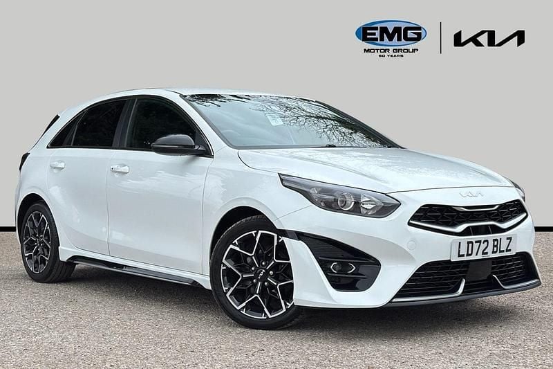 Used Kia Ceed GT GT-Line 158 HP (116 kW) 2022 Fusion white Hatchback