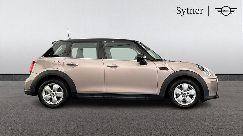 Used Mini Cooper Classic 134 HP (98 kW) 2023 Grey Hatchback