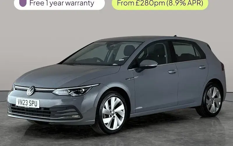 Used VW Golf VIII Style 131 HP (96 kW) 2023 Hatchback