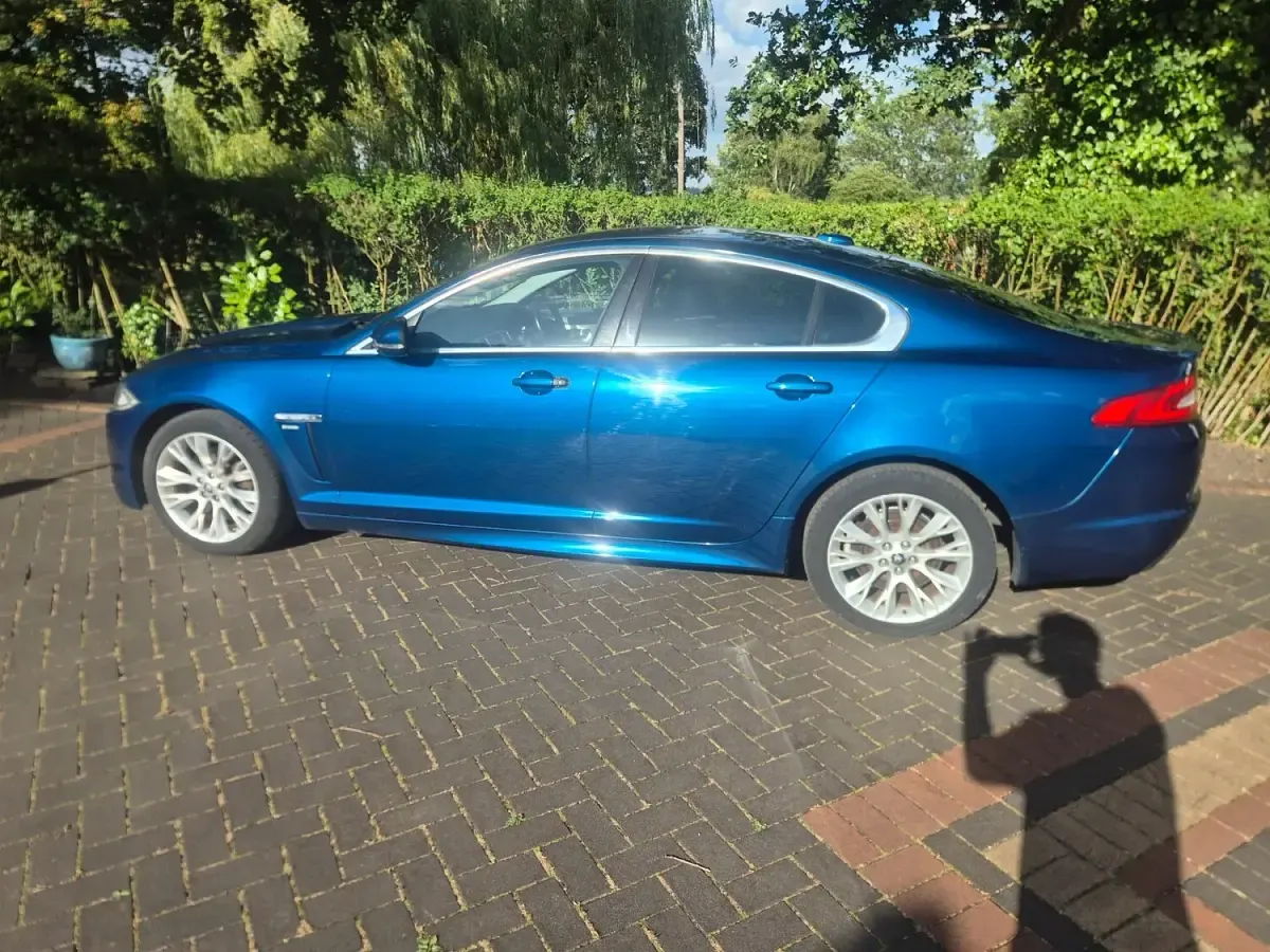 Used Jaguar XF 2012 Blue Sedan