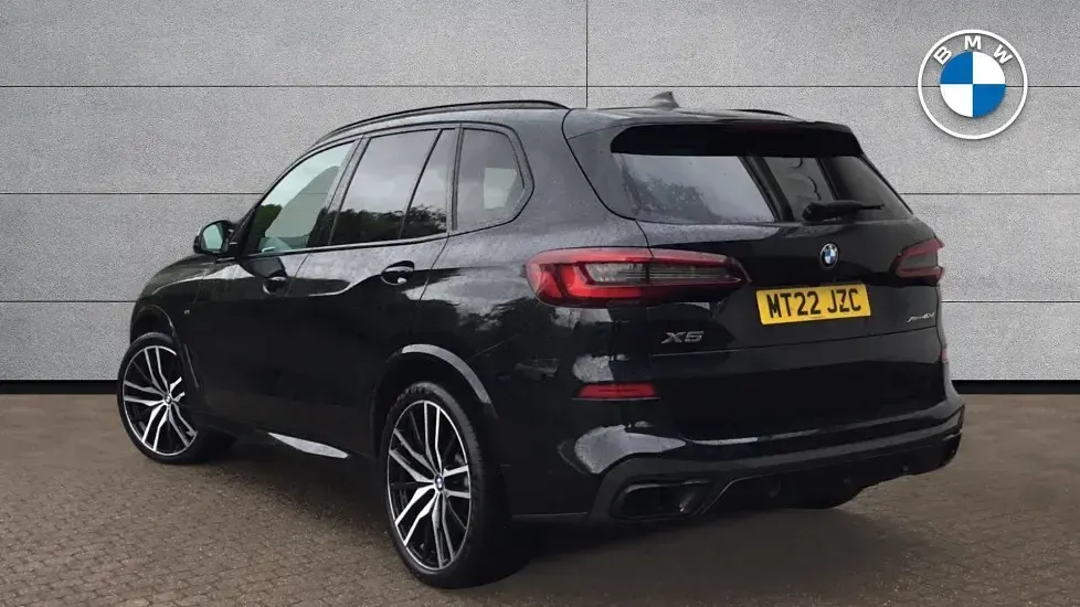 Used BMW X5 M Sport 335 HP (246 kW) 2022 Black SUV