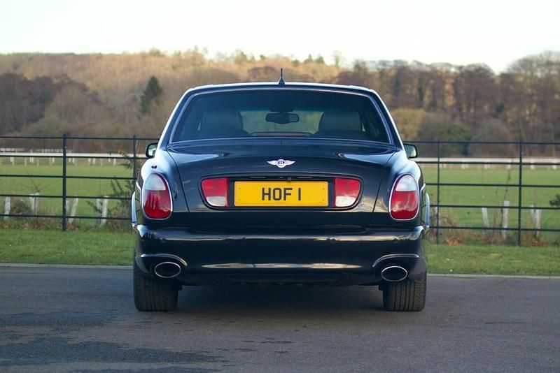 Used Bentley Arnage 451 HP (331 kW) 2002 Black Sedan
