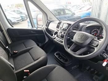 New Citroën Relay 2025 White Van