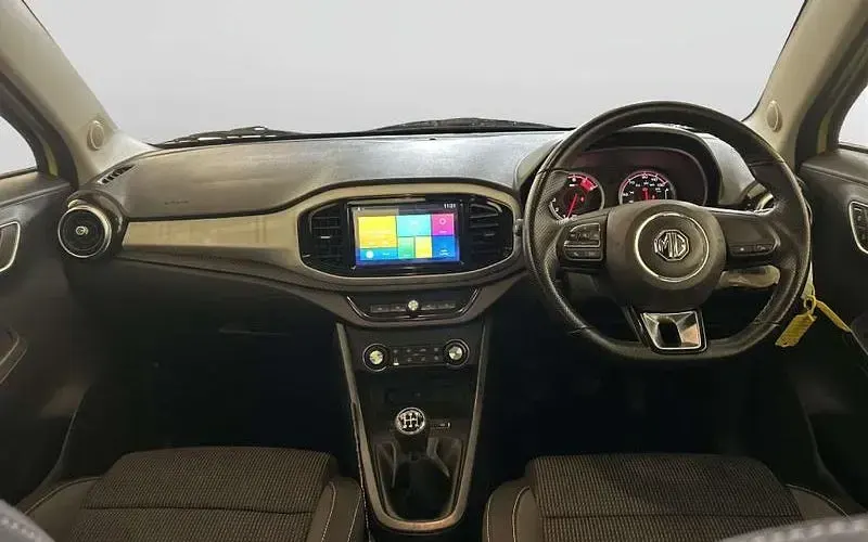 Używany MG MG3 Excite 106 KM (77 kW) 2024 Hatchback