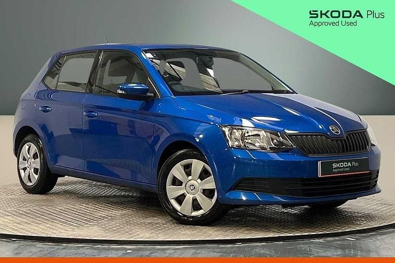Race blue metallic Used 2018 Skoda Fabia Hatchback | £6,995 (Super price) - Image 1/4